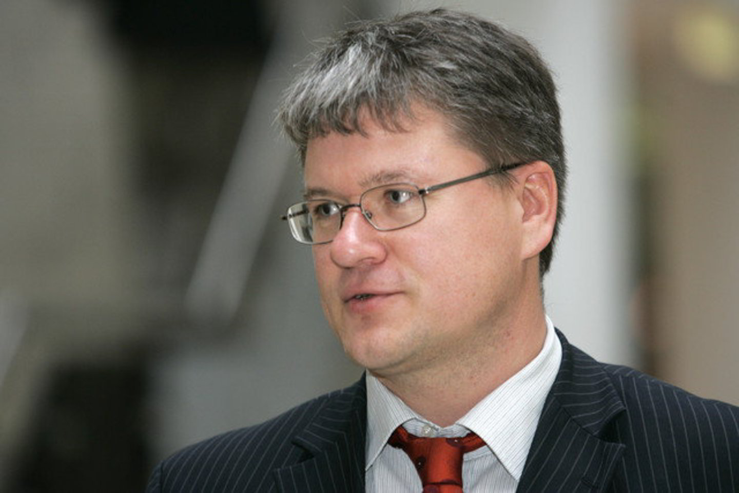 Š.Skučas į kontrolieriaus pareigas buvo grąžintas po to, kai gruodžio 28-ąją teismas nusprendė, kad miesto taryba birželį jį atleido neteisėtai.