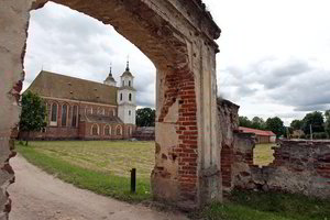 Po Tytuvėnų vienuolyno stogu glaudėsi ir dvasininkai, ir saugumiečiai