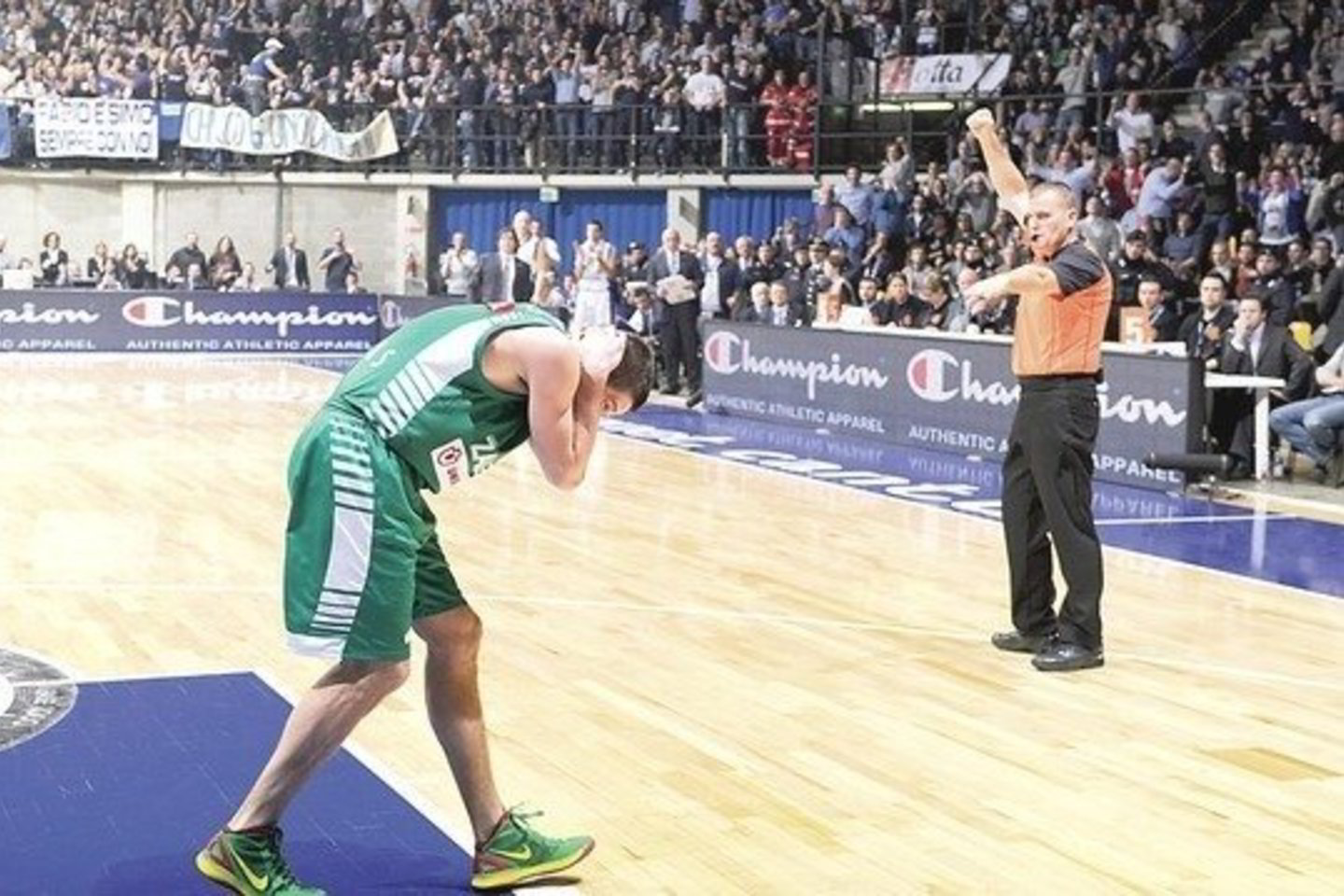 Taip M.Kalnietis reagavo į rungtynių pabaigoje jam skirtą pražangą, kuri palaidojo "Žalgirį".