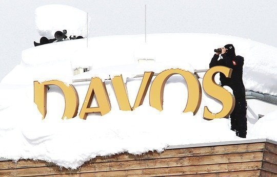 Davosas – miestas rytų Šveicarijoje. Davosas žymus savo Pasauliniu ekonomikos forumu, kuris vyksta kasmet nuo 1971 m.„Reuters“/Scanpix nuotr.