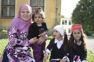 Trys lietuvės dukterys dingo Azijos platybėse