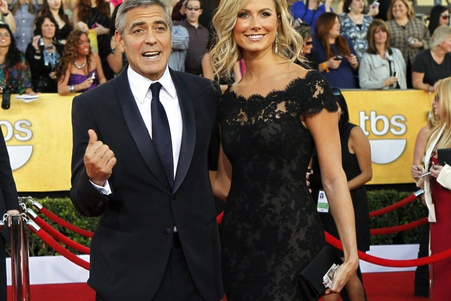 G.Clooney su drauge S.Keibler.