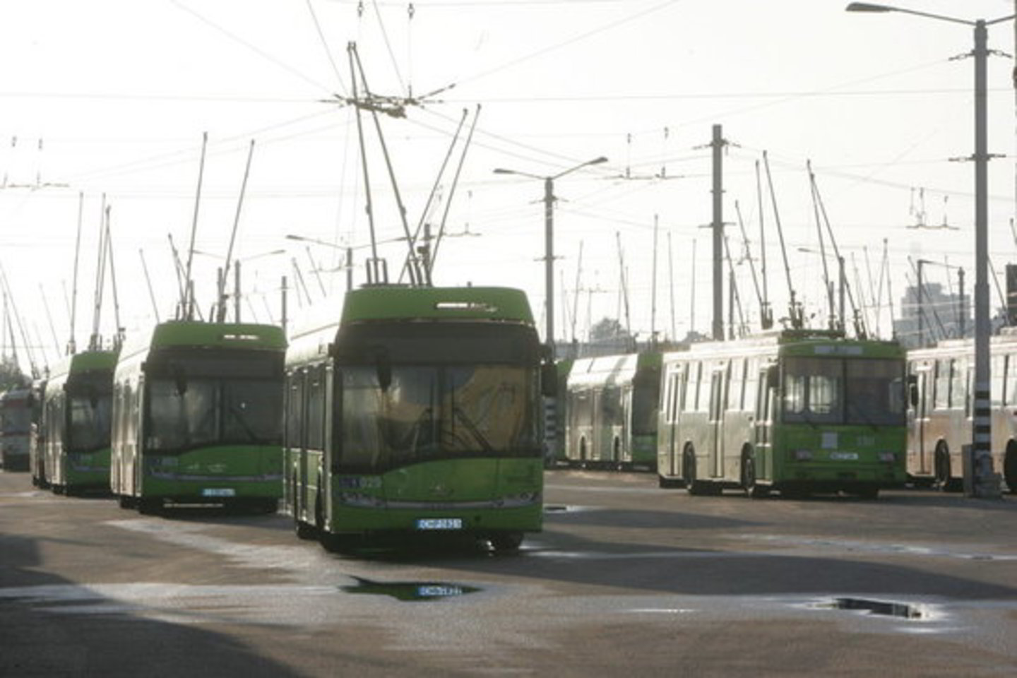 Eksperimentas su troleibusais ir autobusais Kaune baigėsi.
