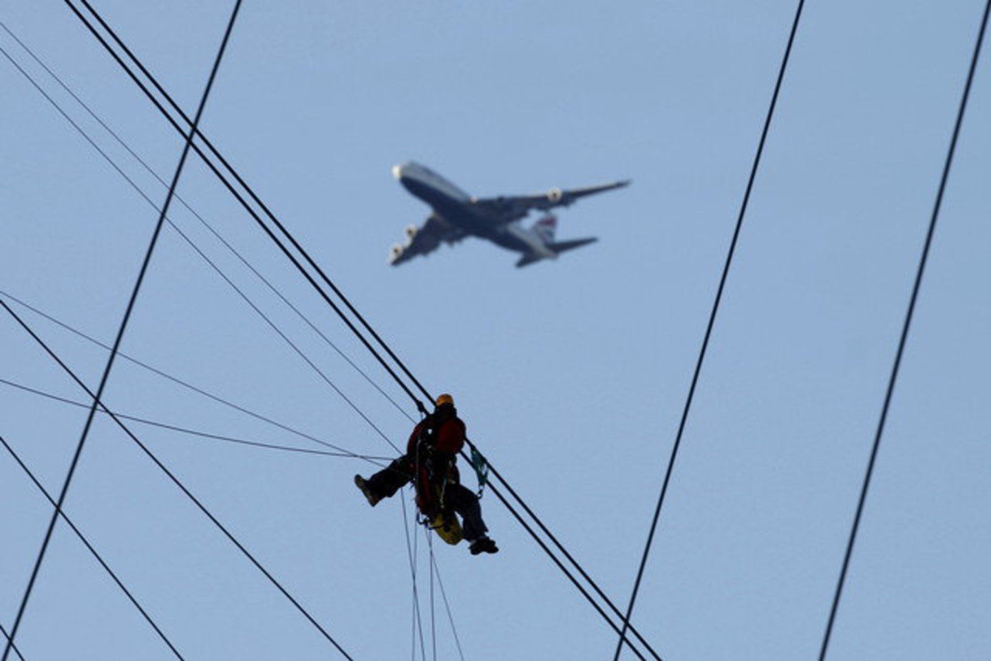 „Meridiana“ pareiškė, kad kompanija nenori nieko diskriminuoti.
