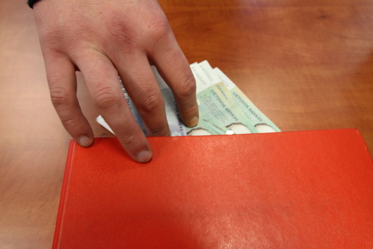 Dažniausiai kyšis už garantiją laimėti viešųjų pirkimų konkursą siekia 10 proc. užsakymo vertės.