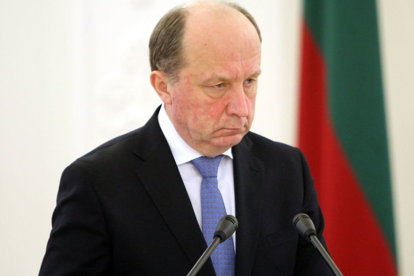 Pasak premjero A.Kubiliaus, komisija turės galimybę išanalizuoti „veiksmus, kurių buvo imtasi išaiškėjus banko problemoms, ir dabartinius veiksmus“.