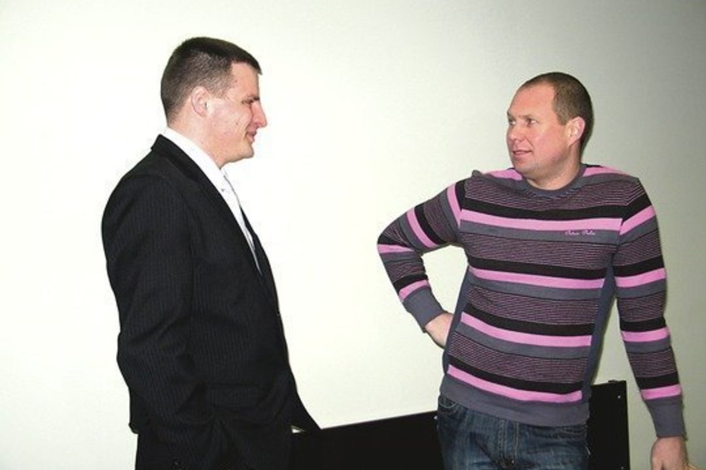 Kariškiai A.Urbonas (kairėje) ir T.Lipskis savo kaltės nepripažįsta.