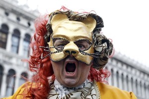 Venecijos karnavale poilsiavę lietuviai kaukių dėvėti neišdrįso