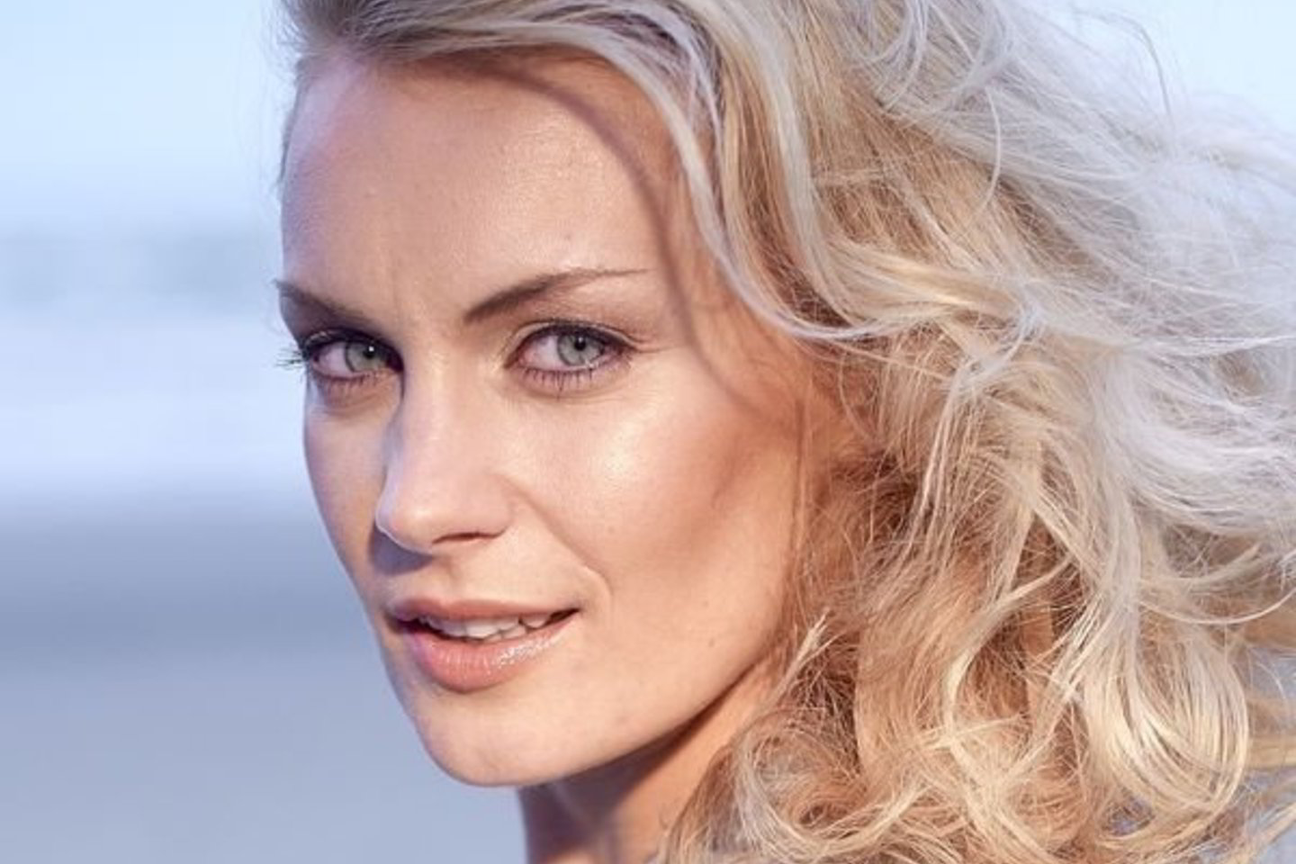 „Dėl kelionės galima atsisakyti dailesnio drabužio ar patogesnio gyvenimo”, – mano „Misis Lietuva 2010” V. Kursevičienė, kurią laisvalaikiu labiau vilioja ne grožio salonai, o kalnų slidinėjimo trasos.