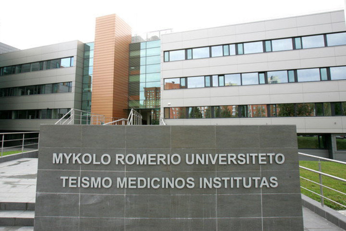 Daugiausia tikslinių vietų atiteks Aleksandro Stulginskio universitetui - 42 ir Mykolo Romerio universitetui - 41.