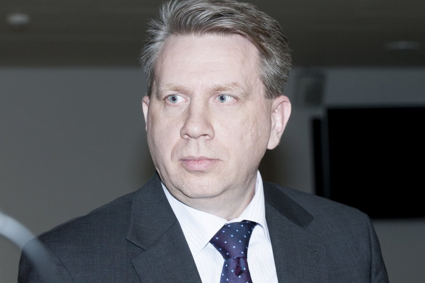 Komiteto uždarame posėdyje dalyvavęs D. Valys žurnalistams dar kartą patvirtino neketinantis siūlyti atleisti savo pavaduotoją D. Raulušaitį.