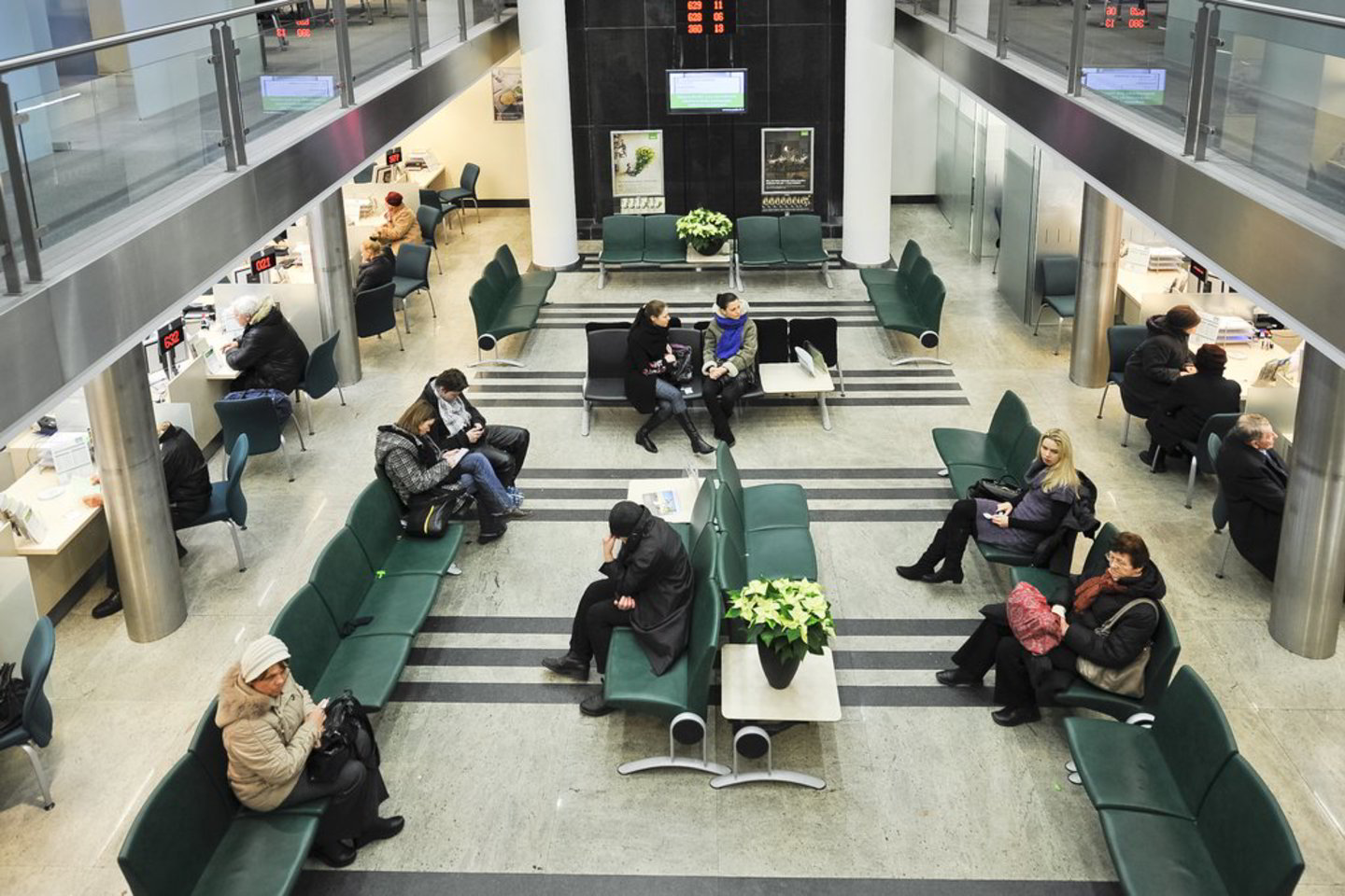 Tyrime geriausiai įvertinta Baltijos šalių bankų aplinka, aptarnaujančių darbuotojų išvaizda, bendravimo įgūdžiai.
