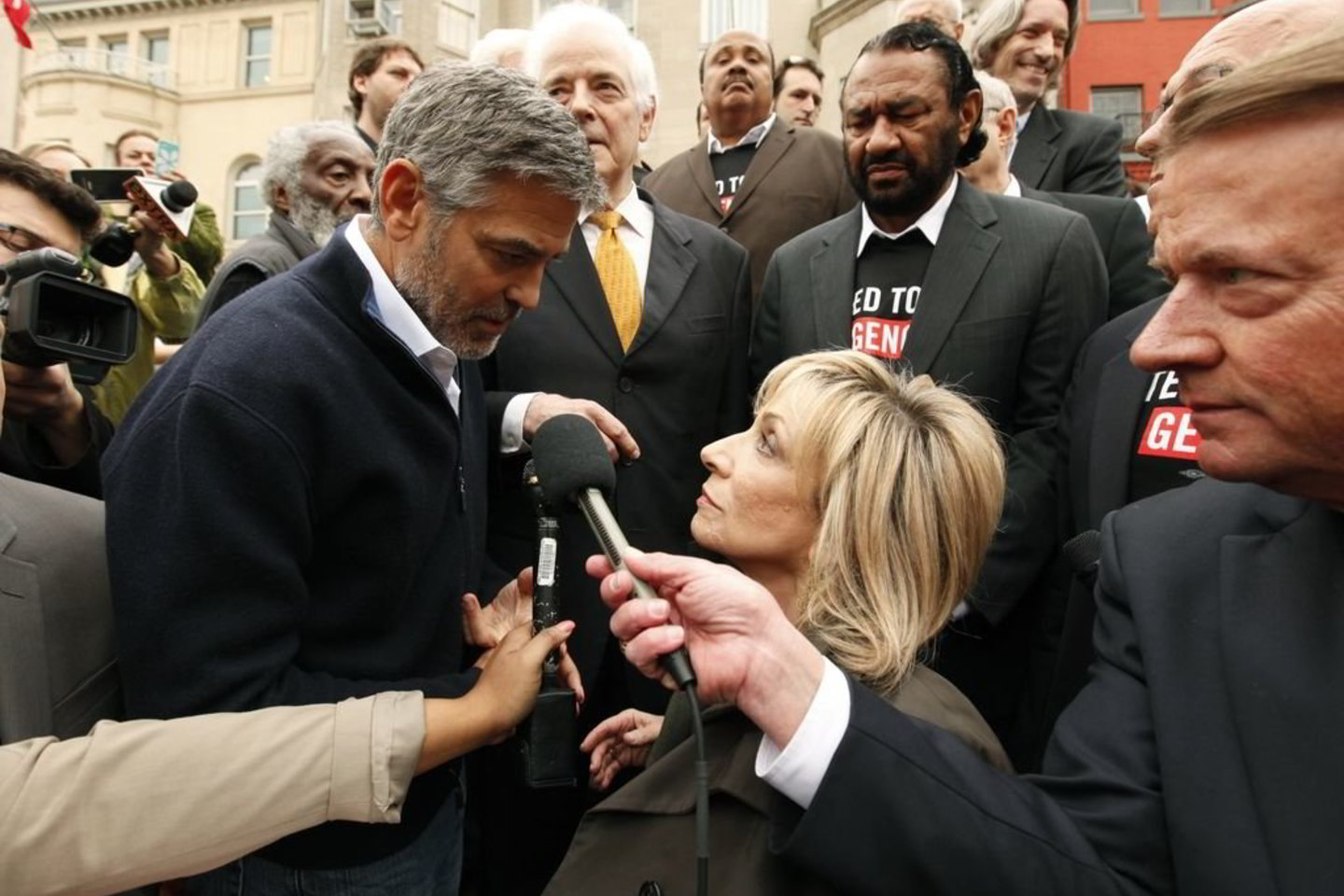 Aktorius G. Clooney ir jo bendražygiai buvo sulaikyti penktadienį po demonstracijos prie Sudano ambasados Vašingtone.