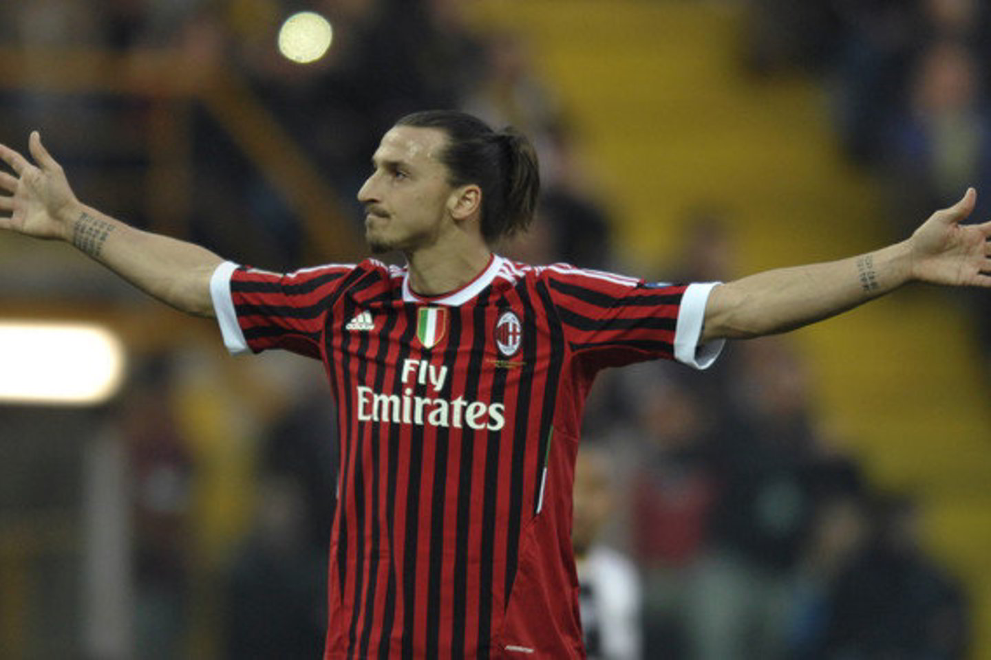 AC „Milan“ 2:0 įveikė „Parma“ futbolininkus.