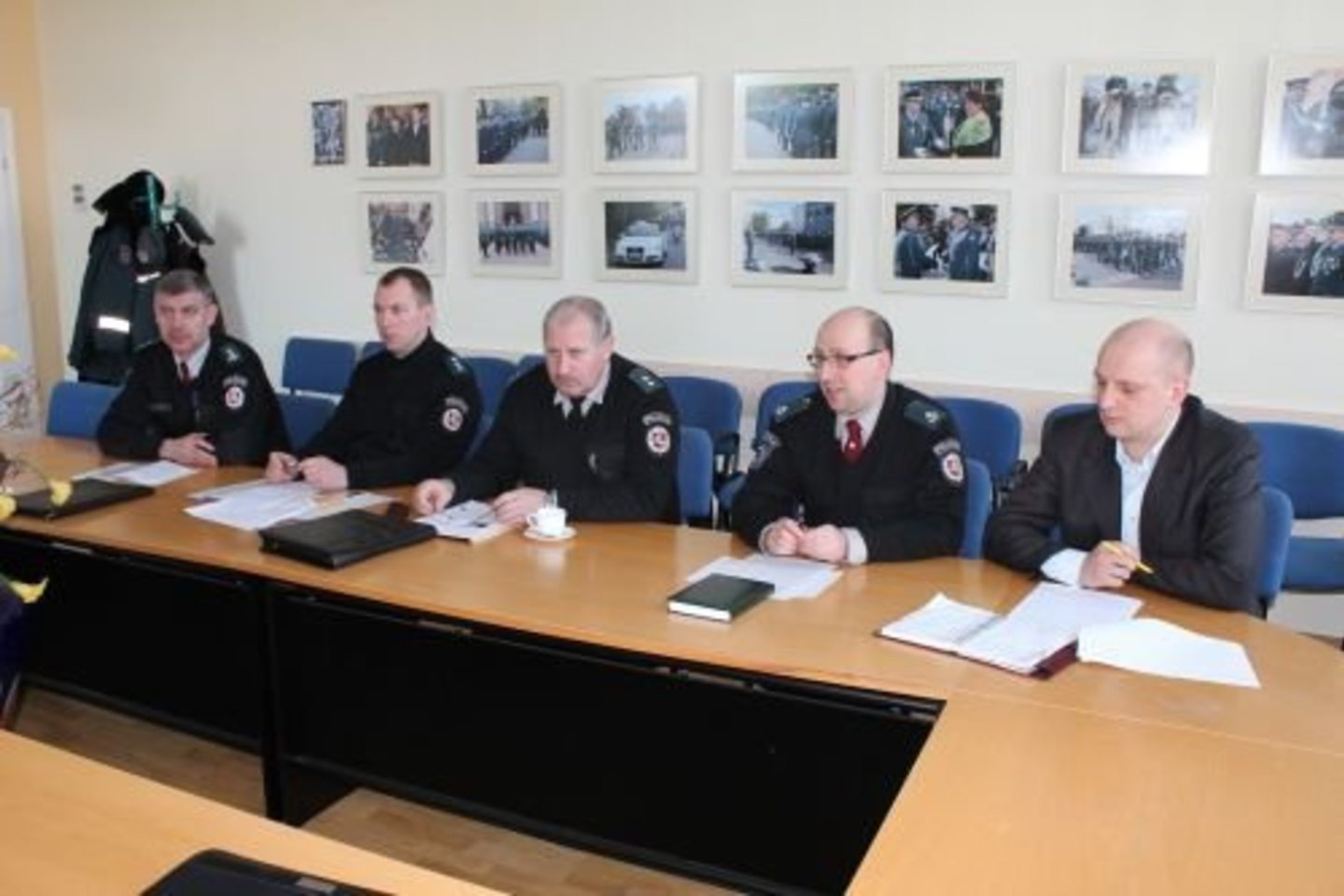 Utenos apskrities VPK pareigūnai (iš kairės): R. Skrebiškis, R. Rusteika, J. Markevičius, N. Petrulionis ir D. Mieželis.