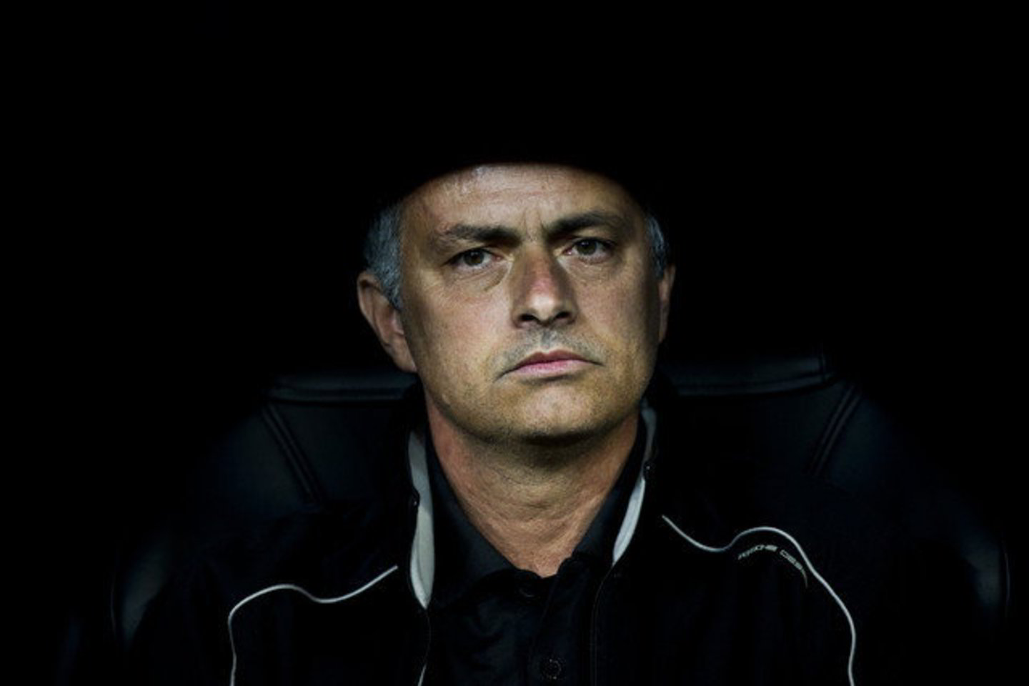 J. Mourinho yra geriausiai apmokamas treneris.
