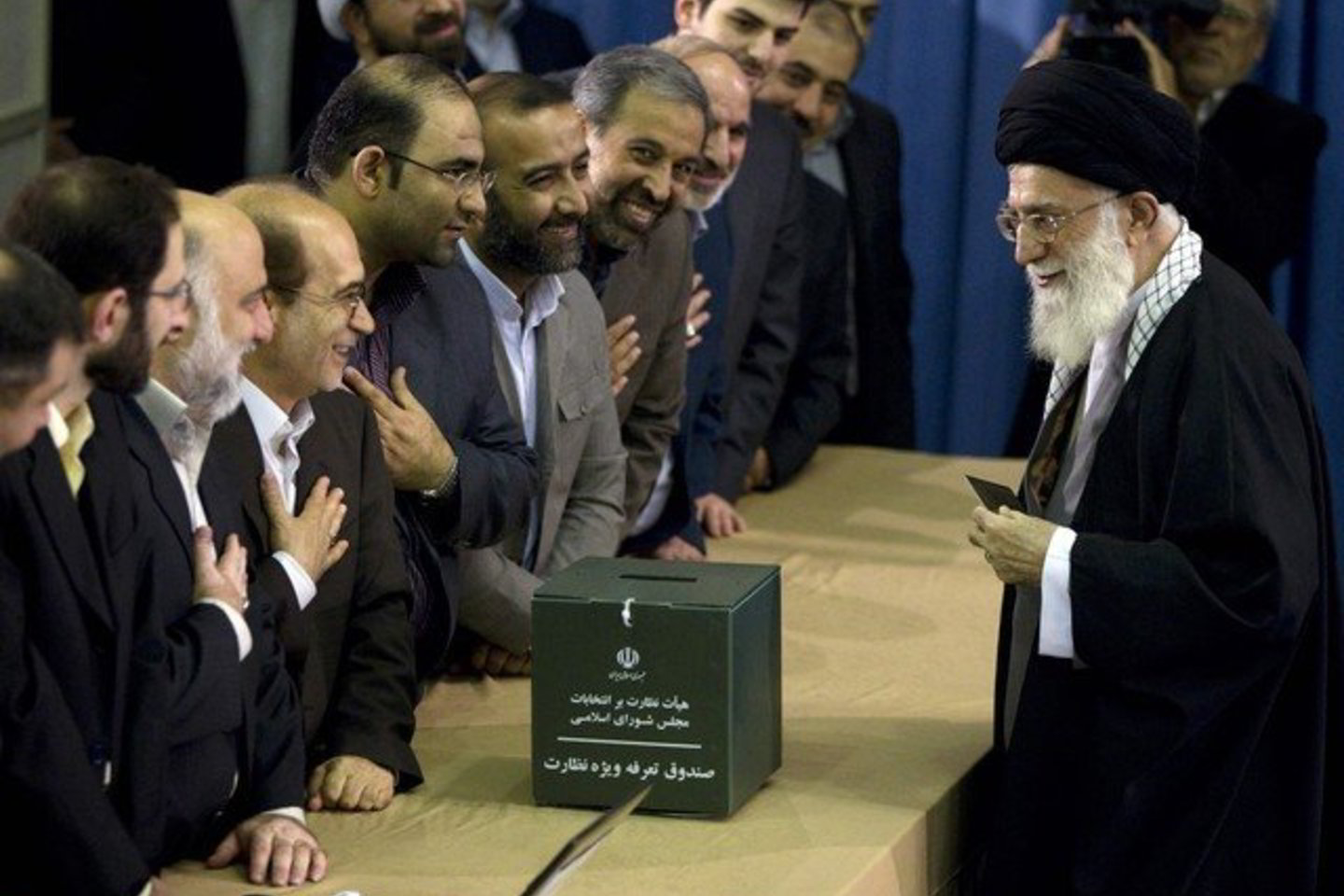 A. Khamenei priminė, jog Iranas turi Dievo duotą teisę atsakyti, jeigu jam būtų suduota.