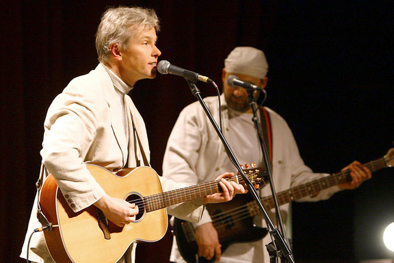 „Keistuoliai“ 25-metį mini didžiausiose šalies arenose