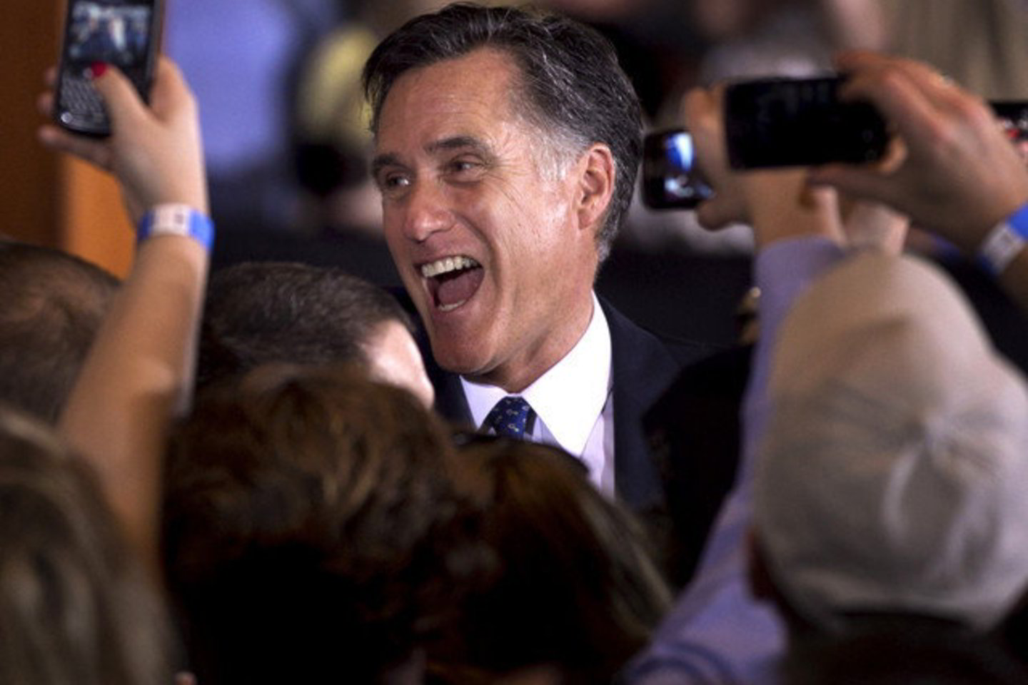 Pirmieji balsų skaičiavimo rezultatai rodė, kad M. Romney atotrūkis dar didesnis.