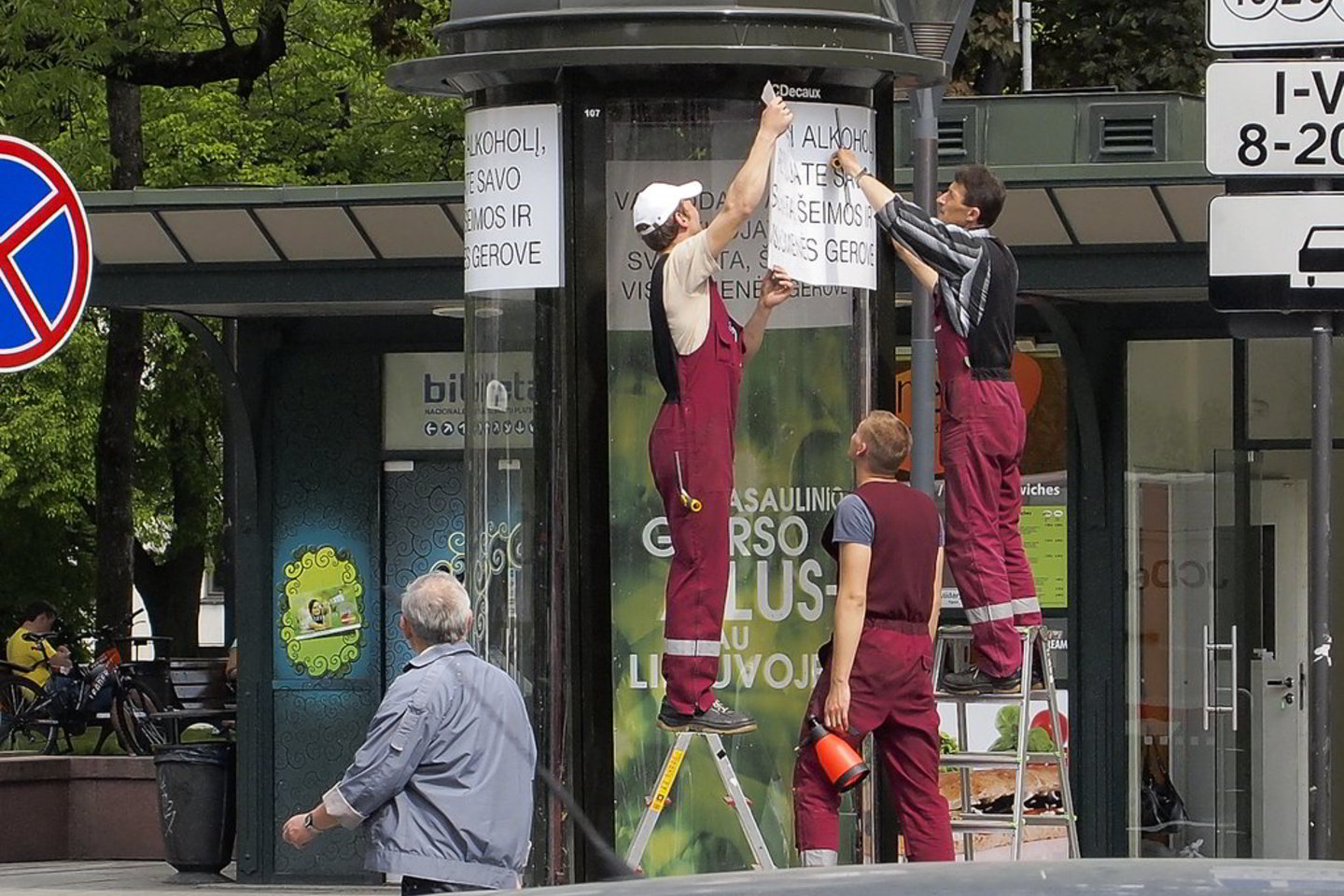 Nelegalias reklamas Vilniuje šalins ir miesto tvarkytojai.
