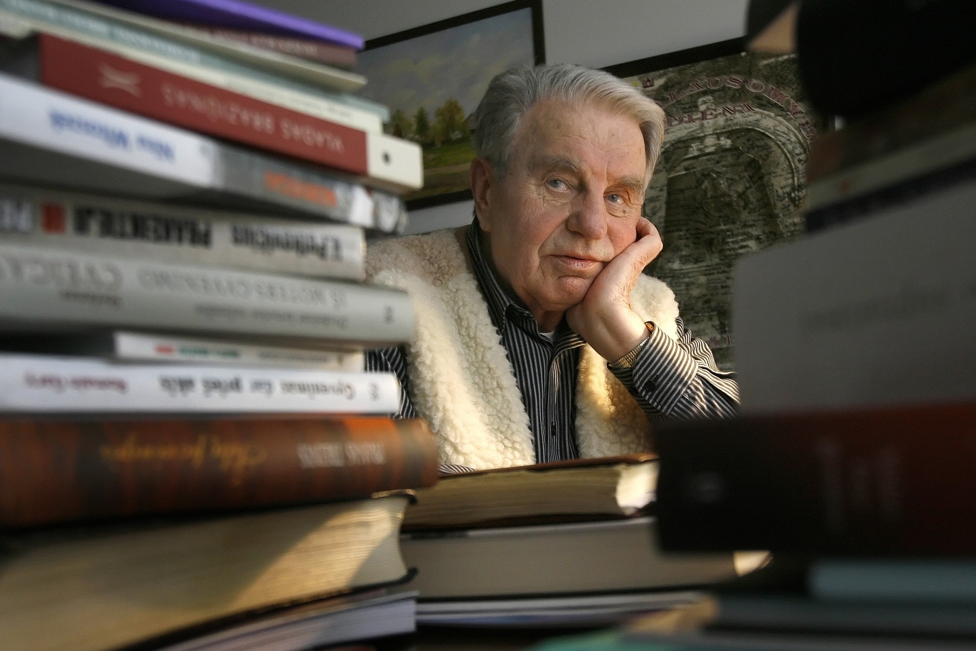 Kelio į Just. Marcinkevičiaus tėviškę pažymėti neleista