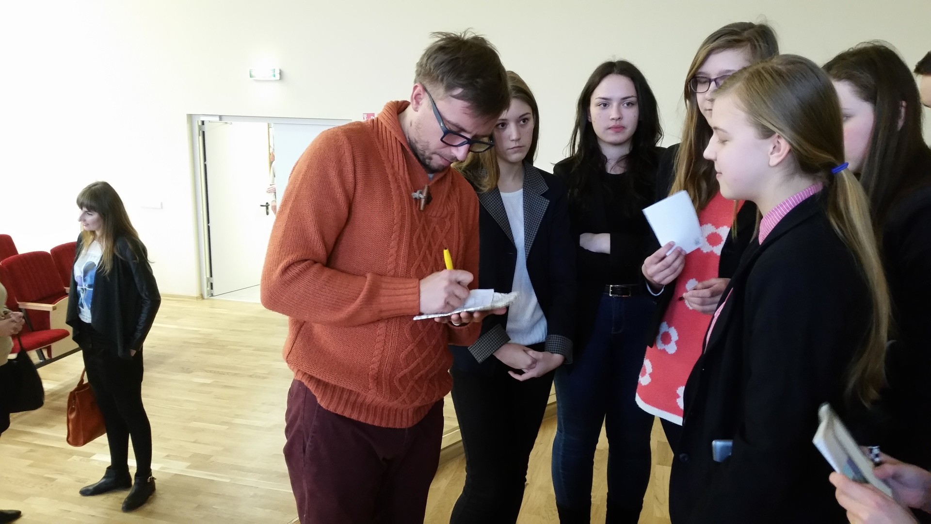 Aktorius Marius Jampolskis mokiniams pravėrė savo sielos duris