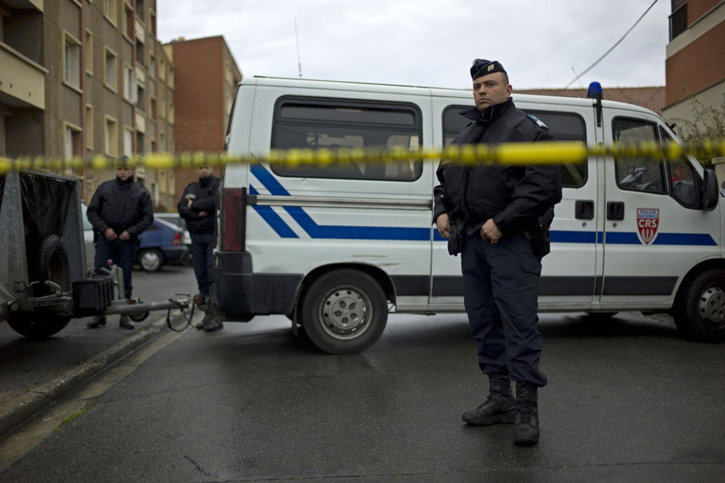 Pasak Prancūzijos pareigūnų, M. Merah galėjo sakyti, kad turi ryšių su „Al Qaeda“ todėl, kad tai labai gerai žinoma grupuotė.