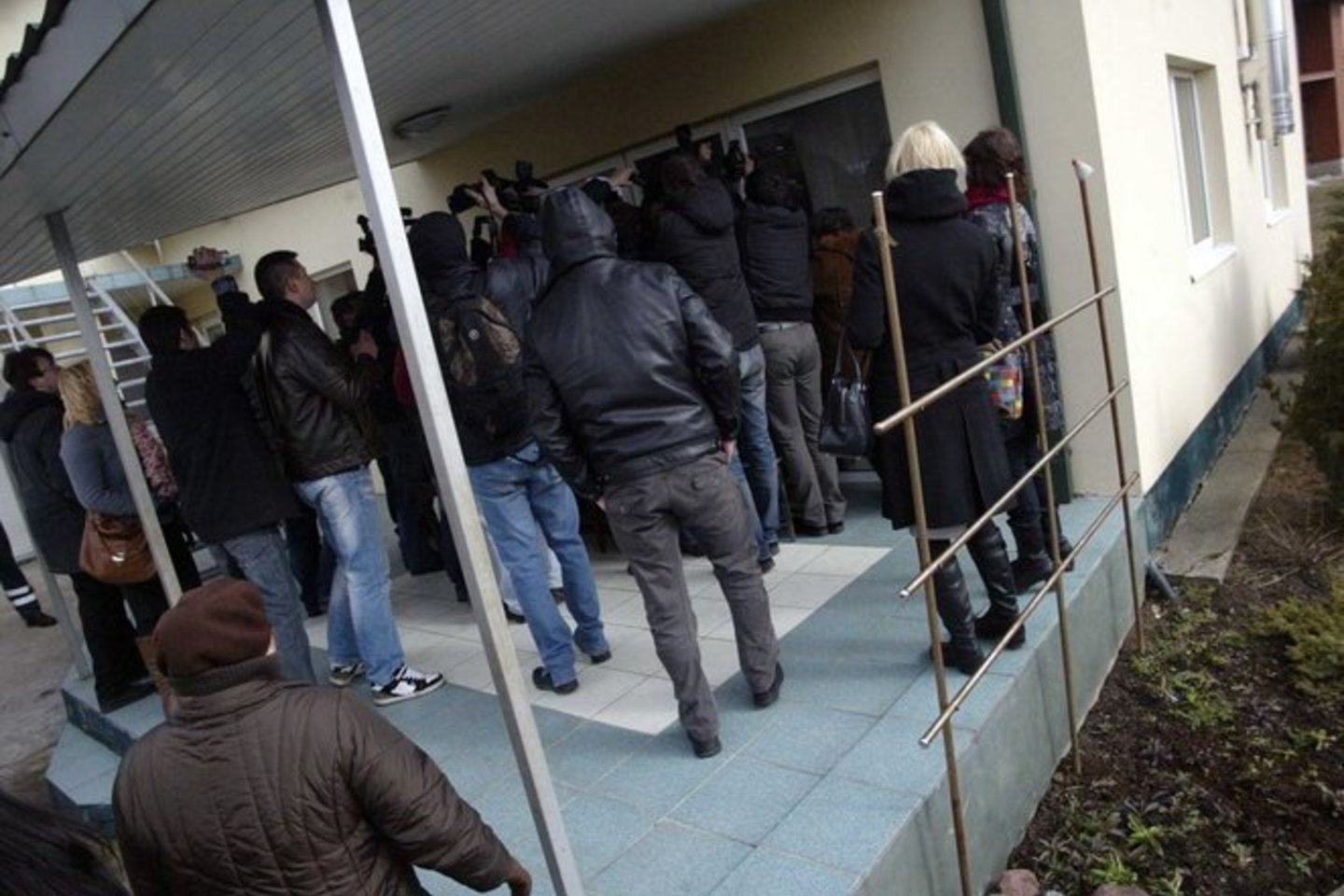 Penktadienį žiniasklaida atidžiai sekė, kad vyko Venckų namuose.