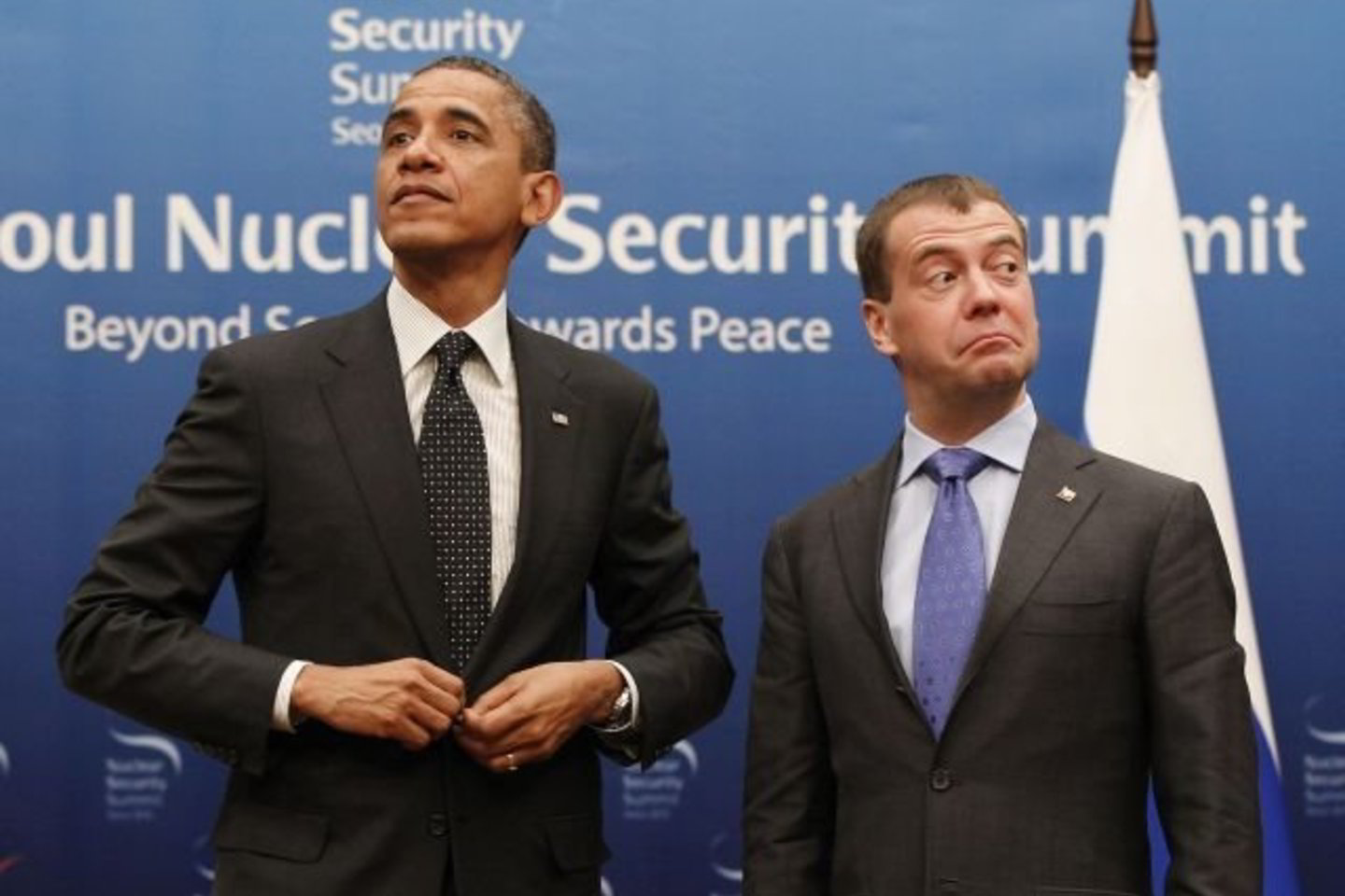 Kalbėdamas su B. Obama, D. Medvedevas nuolat galvojo, kokias žinias perduos V. Putinui.