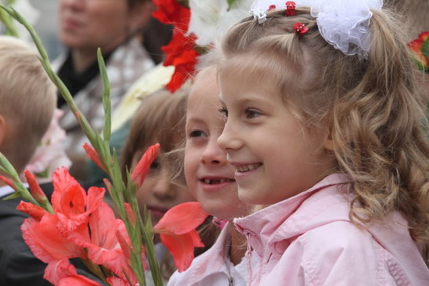 Tėvai, auginantys du ir daugiau vaikų iki 12 metų, ir šiuo metu gali pasinaudoti galimybe turėti laisvą dieną, vadinamą „mamadienį“.