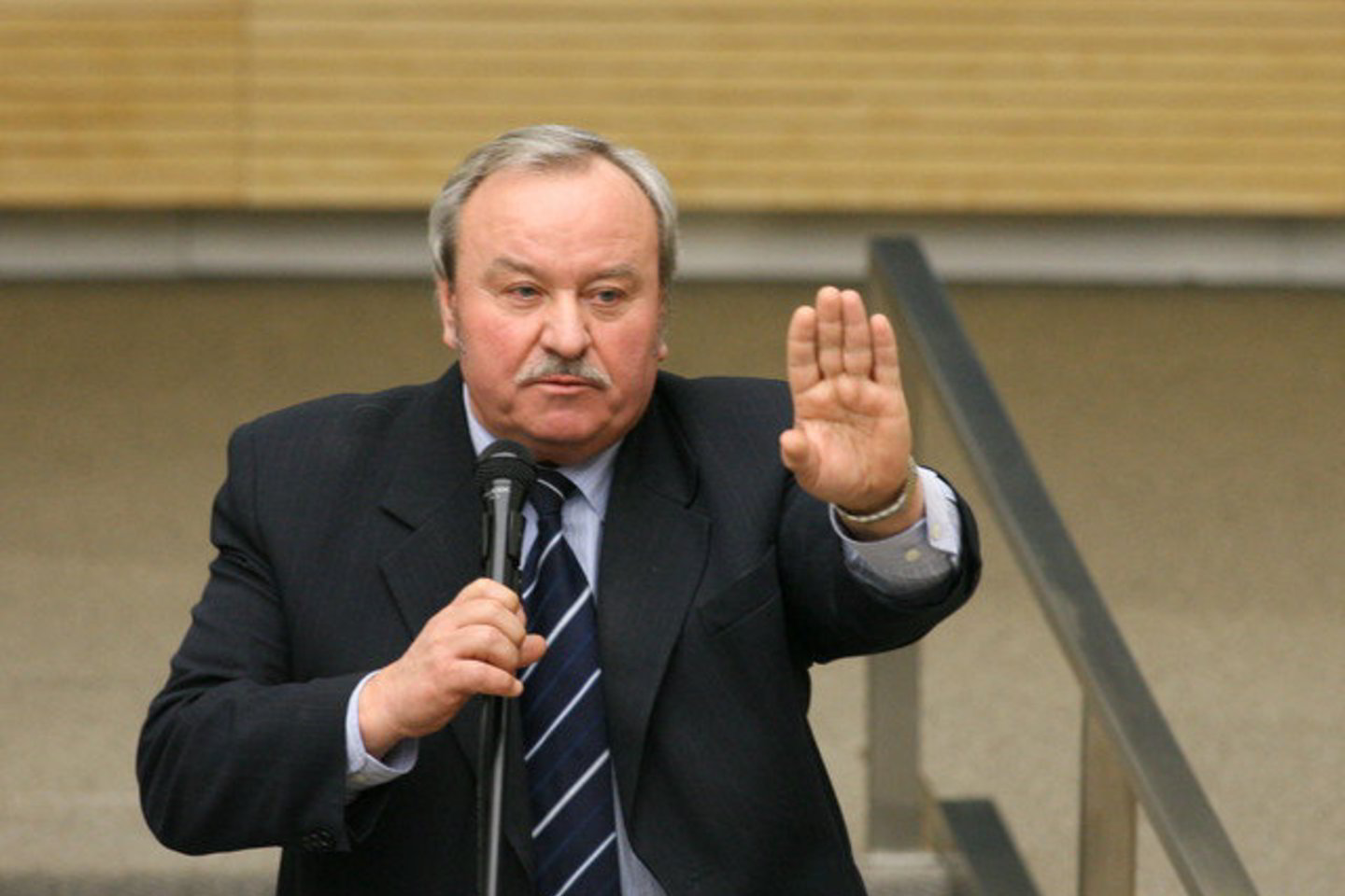 B. Bradauskas tikina Kaišiadorių garbės piliečiu tapęs prieš savo valią.