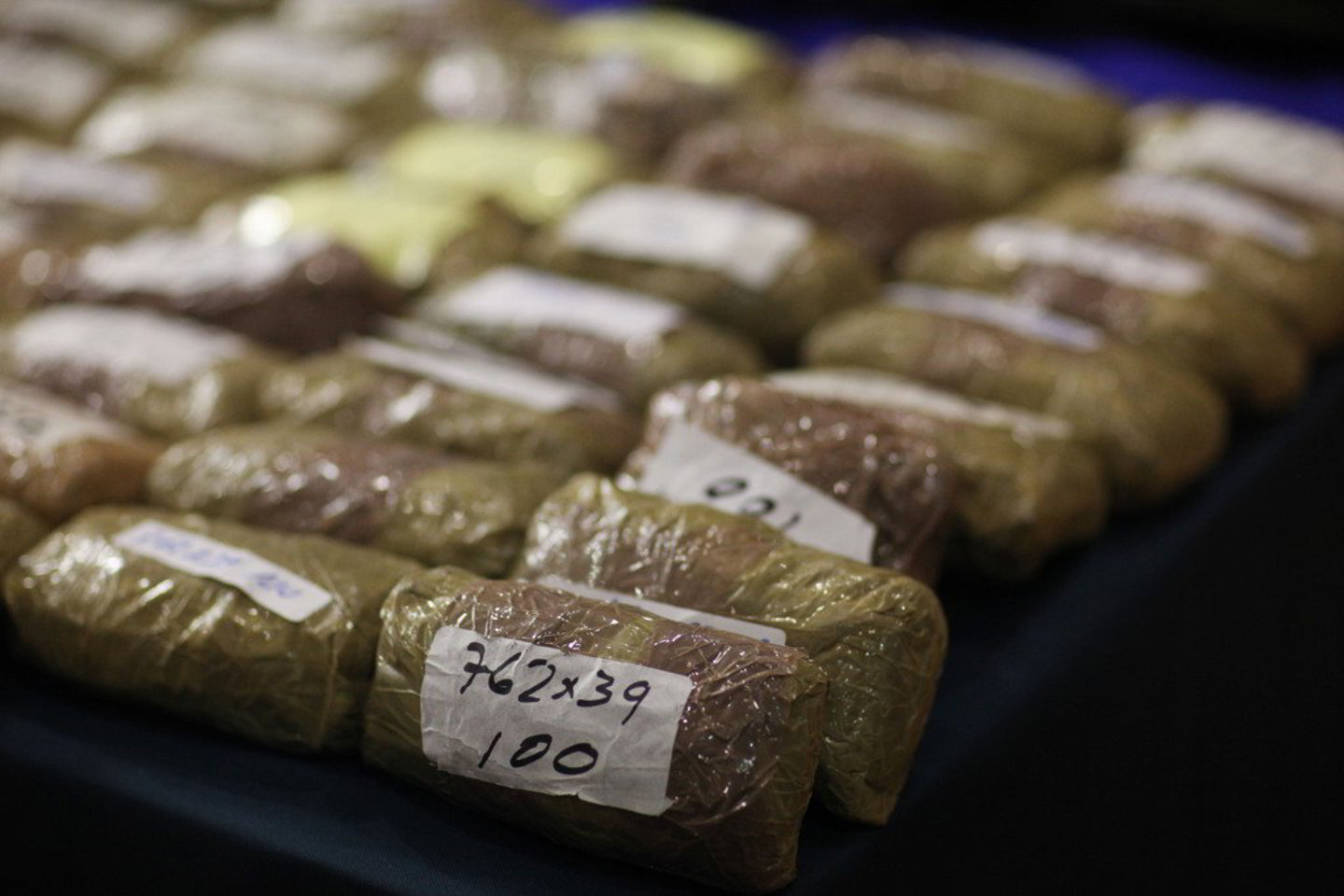 Lenkas ir rumunas savo skrandžiuose į Lenkiją bandė įvežti beveik 2 kilogramus kokaino
