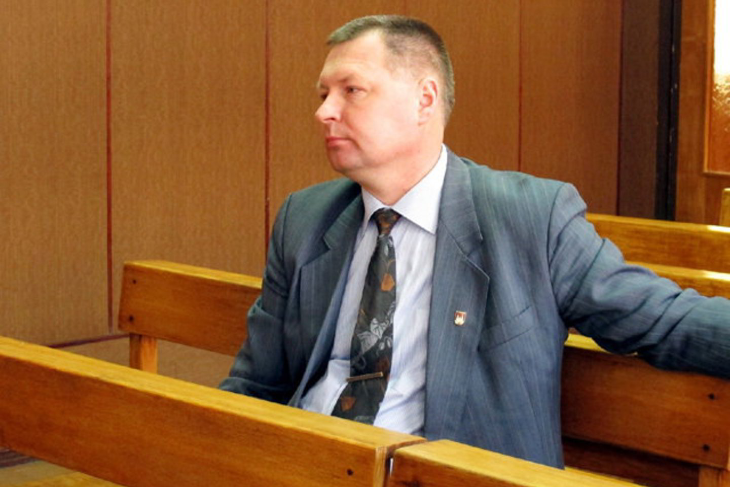 P. Jurkaičiui gresia bauda nuo 500 iki 2000 litų.