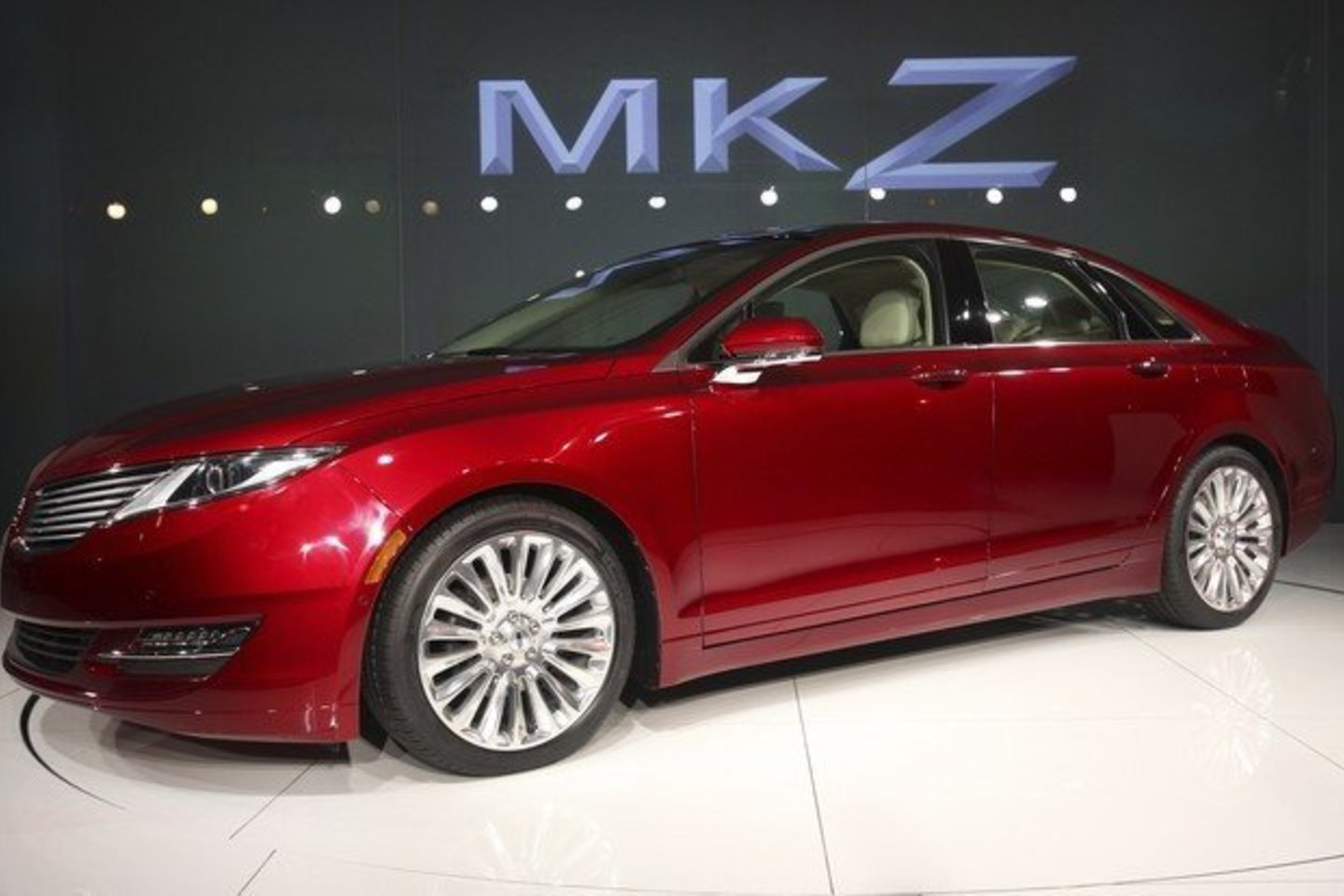"Lincoln MK-Z".