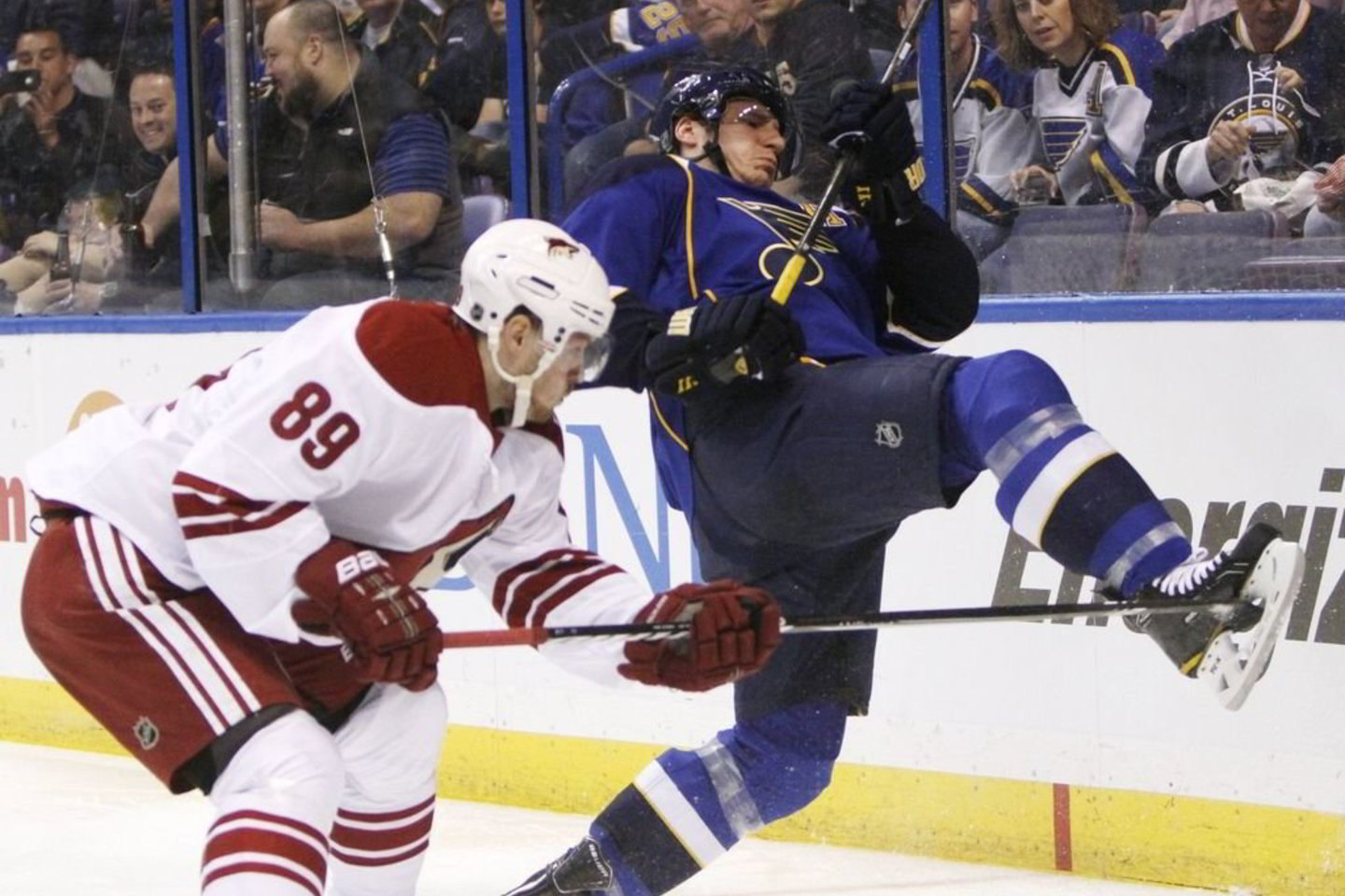 NHL arenose verda inirtingos kovos