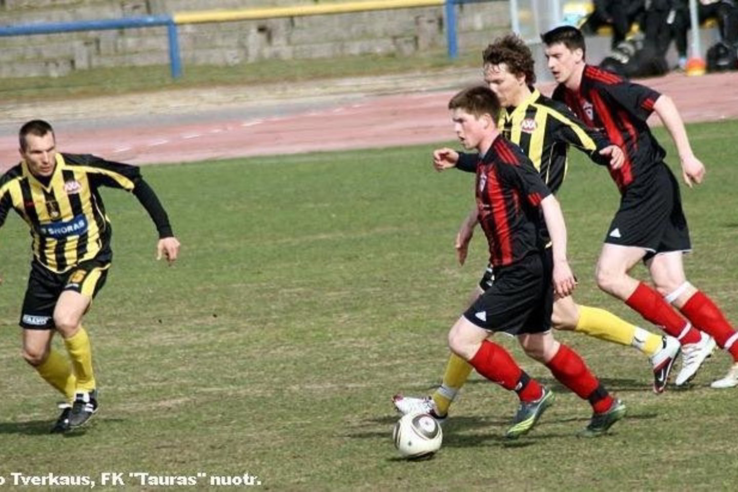 Po 6 taškus savo sąskaitoje turintys „Tauro“ ir „Šiaulių“ futbolininkai turnyro lentelėje dalijasi 6-7 vietas.