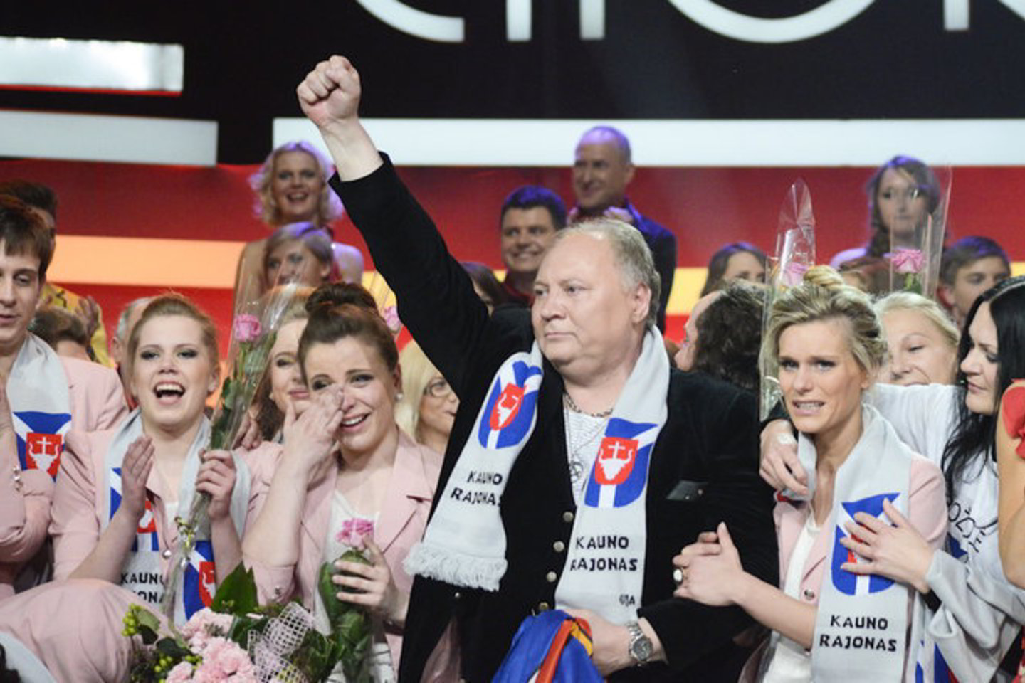 "Pergalę su choristais atšventėme viename iš sostinės naktinių klubų. Nuotaikos buvo puikios, daug šokome, nes jautėmės laimingi“, - sakė Kauno rajono Božolė choro generolas A. Ivanauskas.