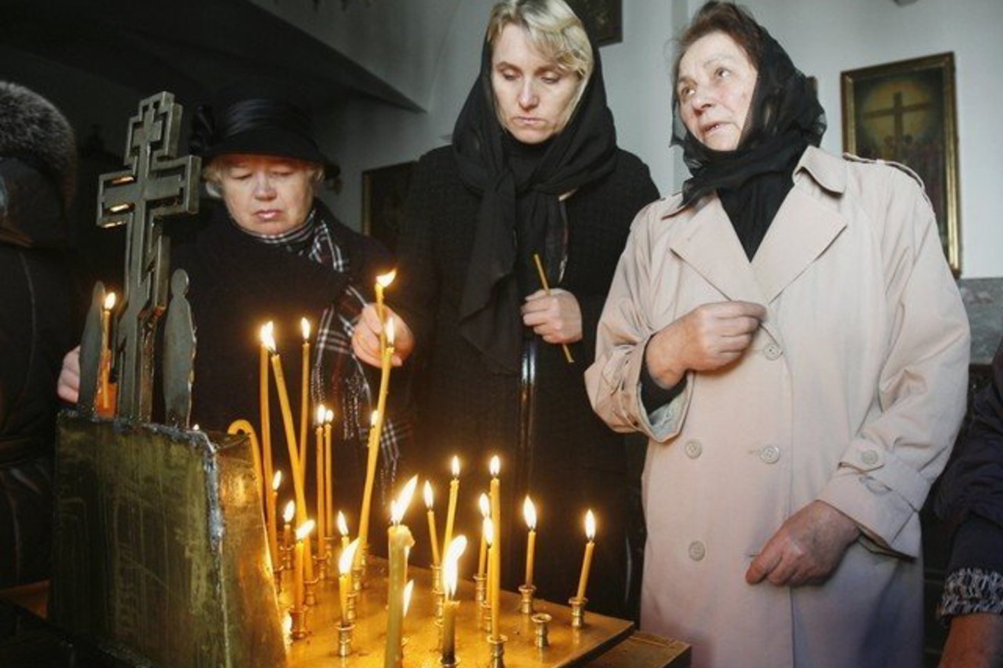 Per nelaimę žuvo 15 žmonių, keli šimtai sužeista.