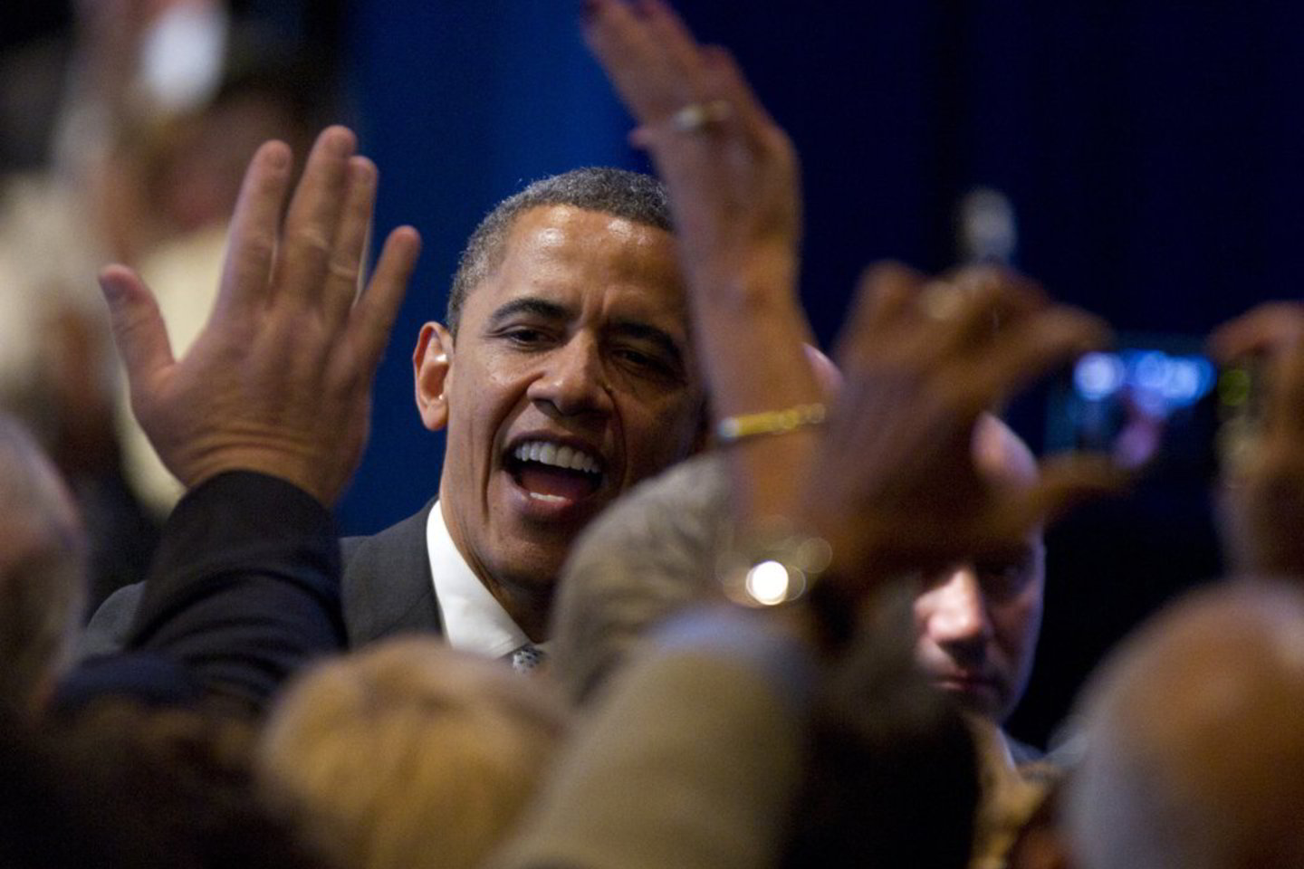 JAV prezidentas B. Obama atnaujino raginimus įvesti naują mokestį pasiturintiems amerikiečiams.