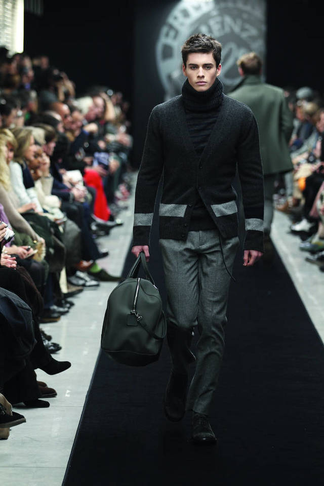 Ermanno Scervino kolekcija.