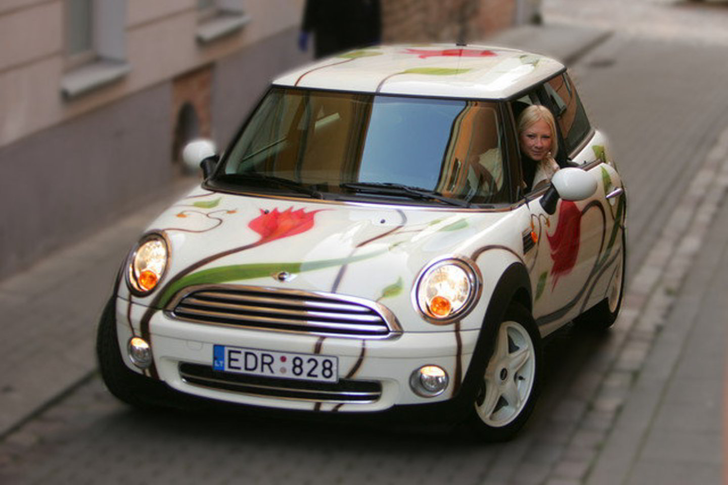 Naujų automobilių Lietuvoje perkama vis mažiau.