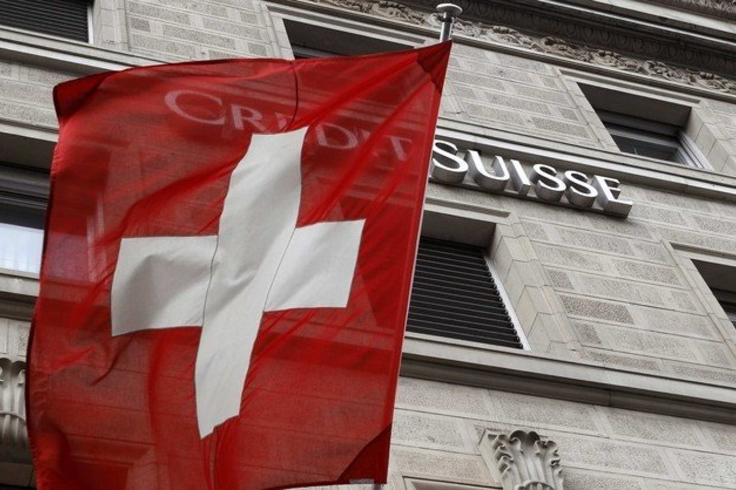 2011 metais „Credit Suisse“ keliais etapais atleido apie 3,5 tūkst. žmonių.