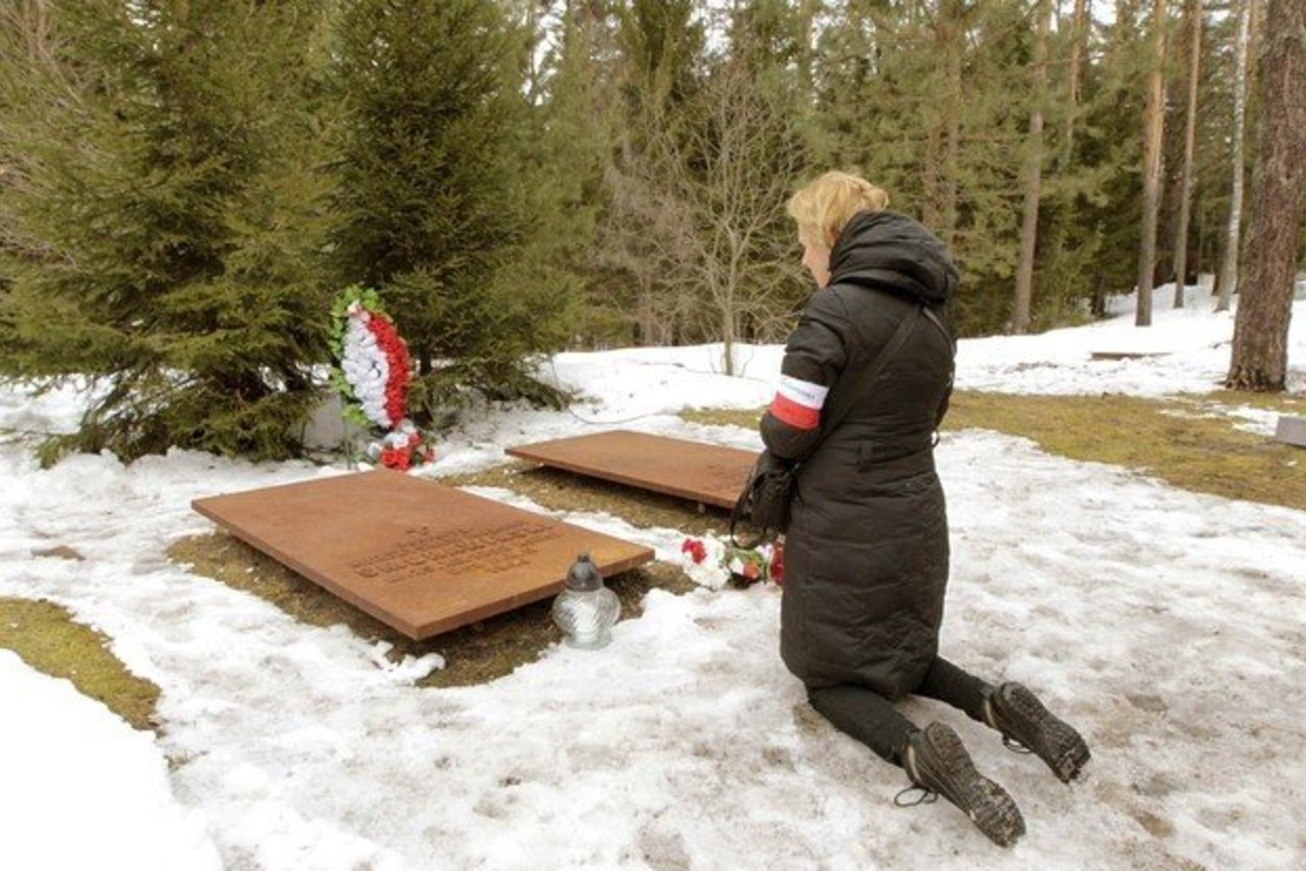 1940 metais Katynėje sovietų įvykdytos Lenkijos karininkų žudynės yra karo nusikaltimas.