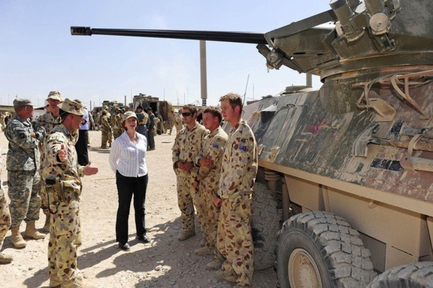 Australijos pajėgos liks Afganistane iki 2014 metų.
