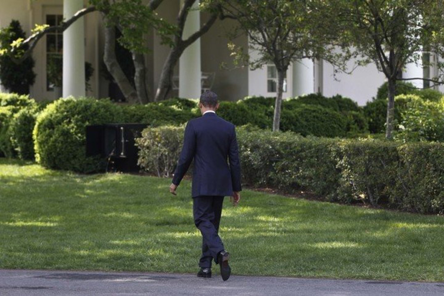 Apsaugos darbuotojų sekso nuotykiai nepadėjo B. Obamos įvaizdžiui.