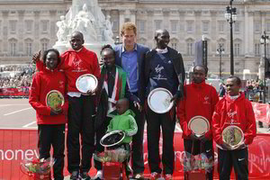 Londono maratono nugalėtojai sulaukė karališkosios šeimos sveikinimų