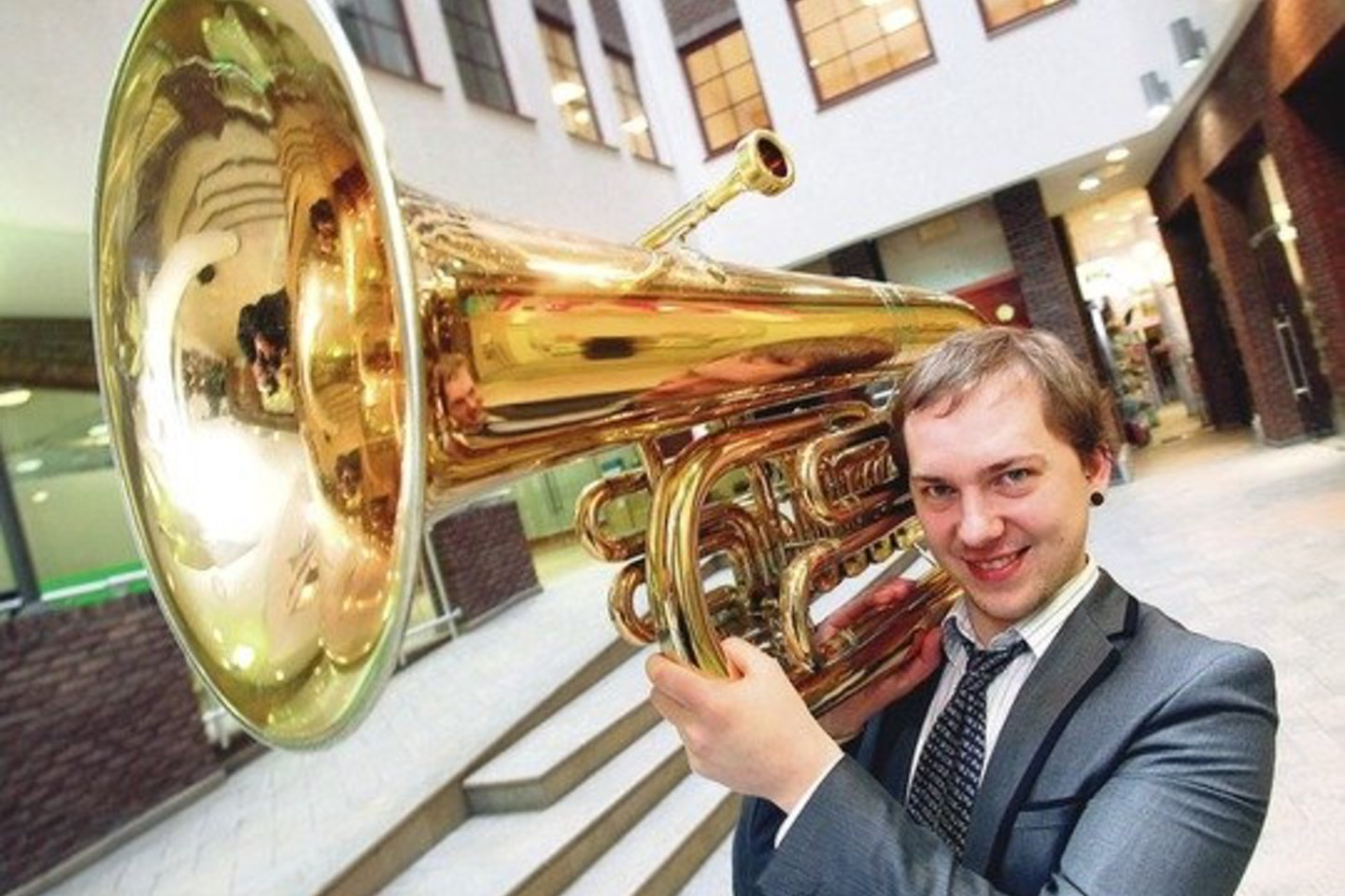 L.Masevičius su šia tūba nesiskiria nuo 2004-ųjų, kai ją gavo kaip specialų prizą tūbininkų konkurse Vokietijoje.