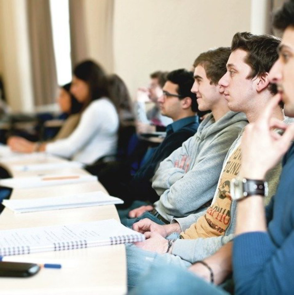 Atnaujinta vadybos bakalauro programa išsiskirs tuo, kad ypatingas dėmesys bus skiriamas formuoti stiprius studentų analitinius gebėjimus – specialistų kompetenciją, kuri padeda organizacijoms kurti konkurencinį pranašumą