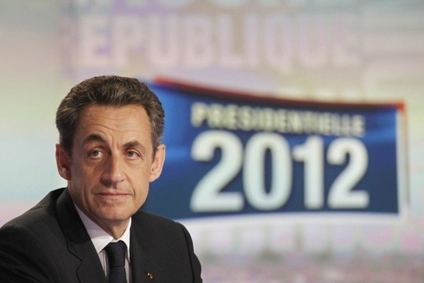 Nicolas Sarkozy pergalės rinkimuose atveju pažadėjo surengti referendumą dėl fiskalinės drausmės sutarties.