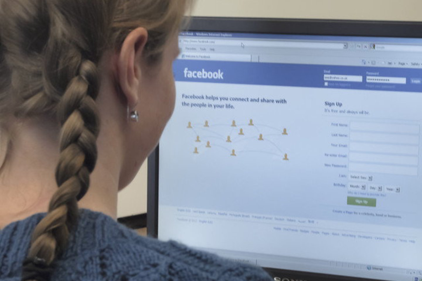 Suomijoje daugiau nei penktadalis jaunesnių kaip 13 metų vaikų jau yra susikūrę savo profilį „Facebook“.